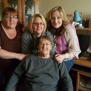 Meet your Posher, Dee